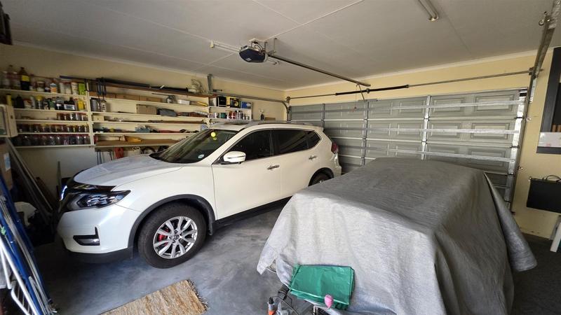 3 Bedroom Property for Sale in Fraaiuitsig Western Cape